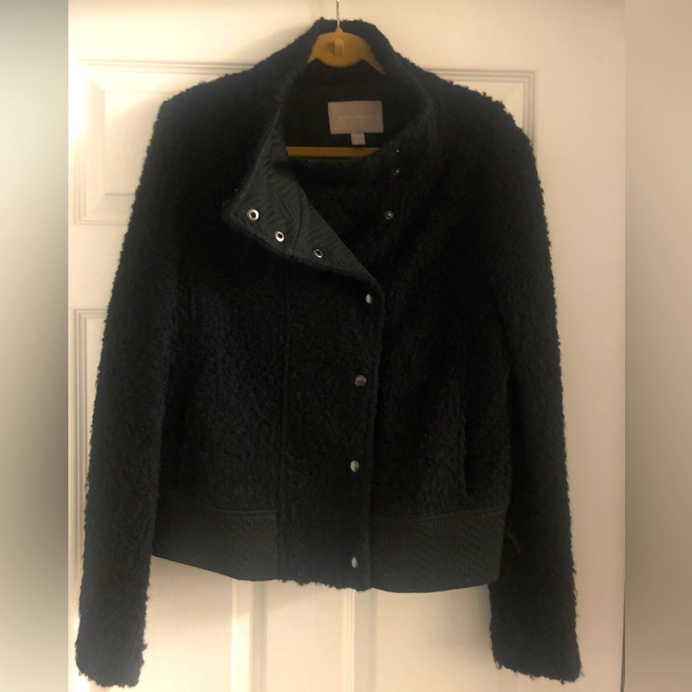 Black shearling like waist jacket